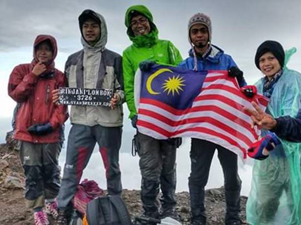 Asian-Hiker senaru